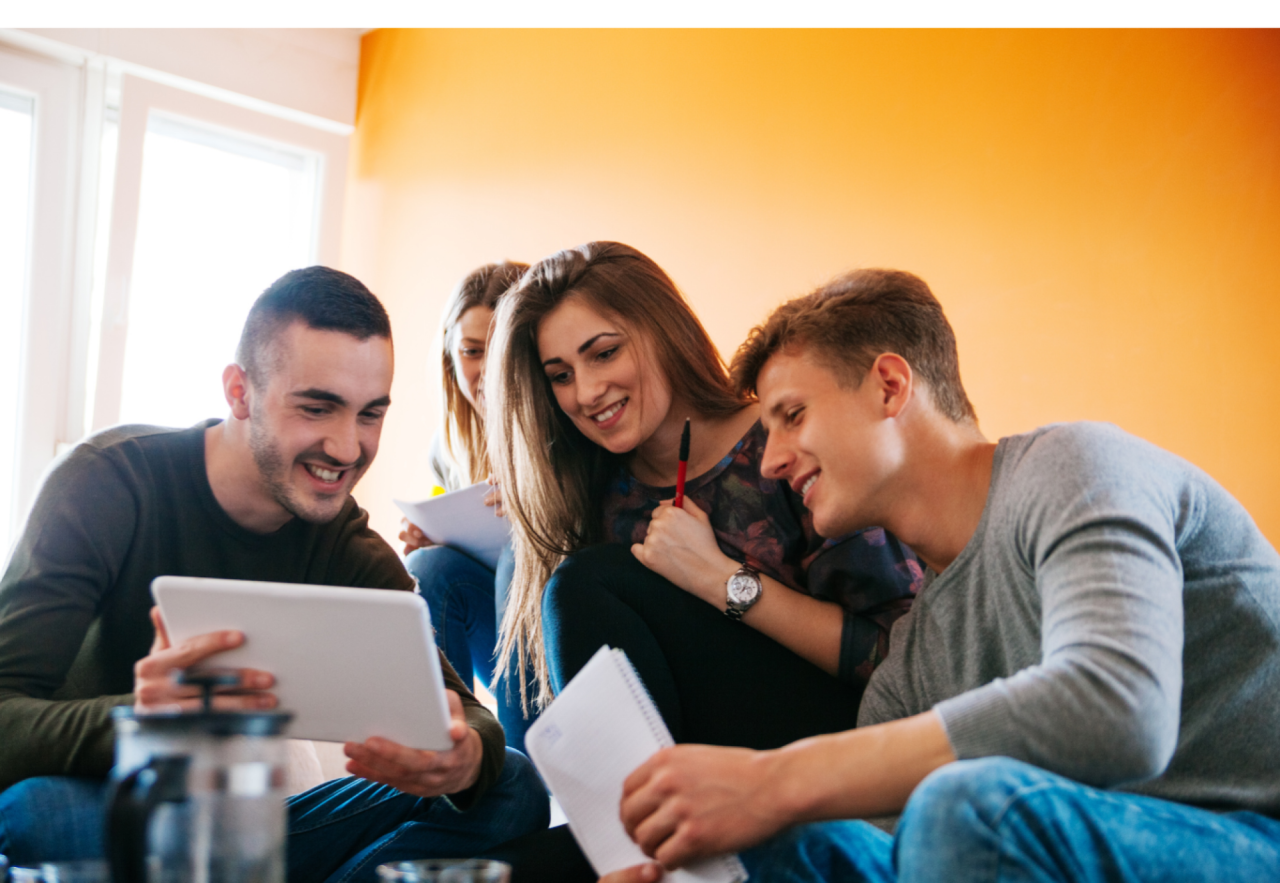 dekoratives Bild zur Seite 27.-29.04.2026 | Kompaktseminare für Praxisanleitende nach § 4 PflAPrV | Copyright: canva zeljkodan